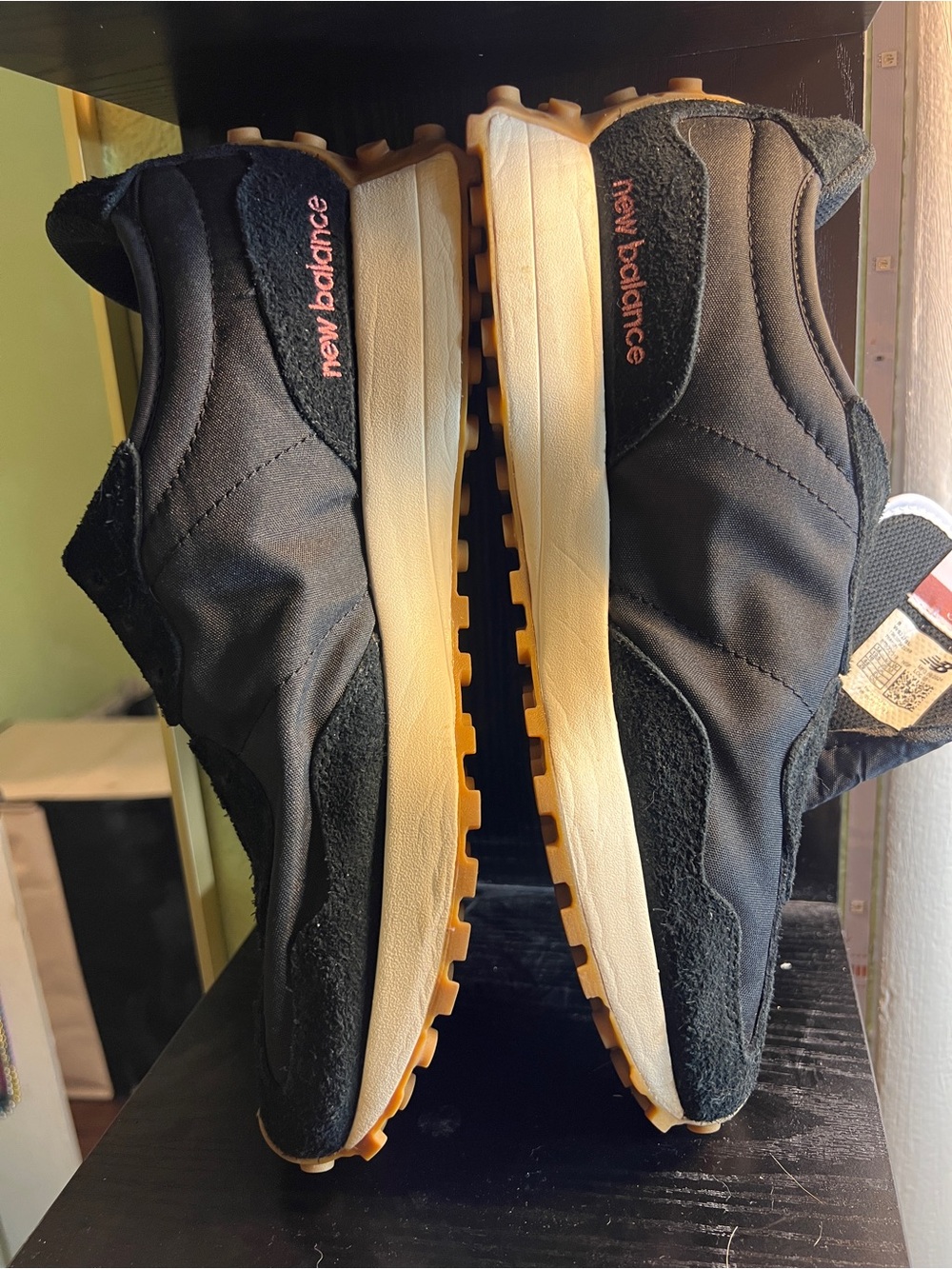 New Balance 327 Black White Gum Sneakers Women’s 12 / Men’s 10.5 - Picture 5 of 6
